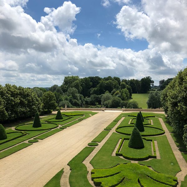 Frenhc gardens for ceremony