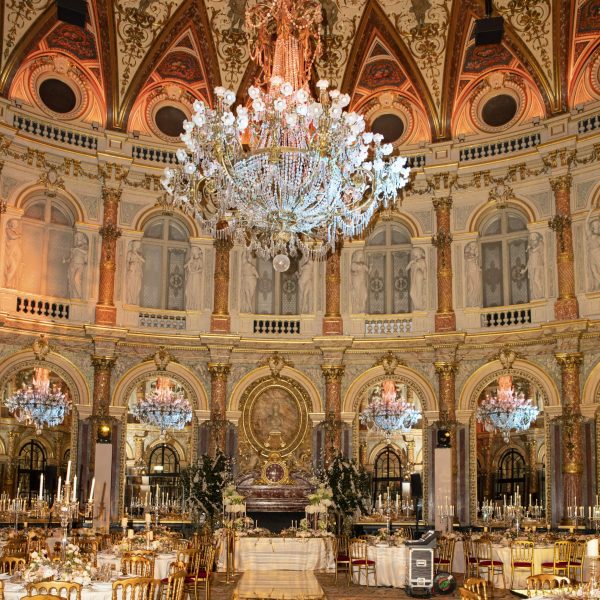 Spectacular Saoudi wedding in Paris