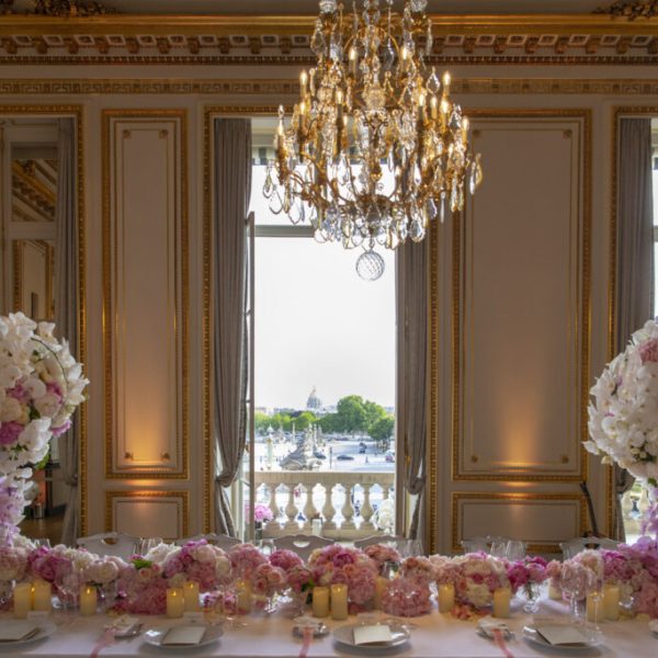 Palace wedding in Paris