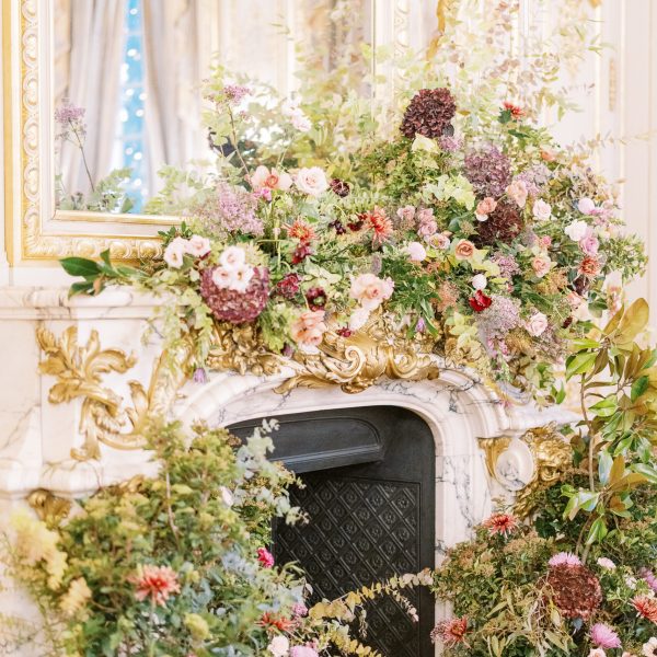 Luxury Iranian wedding in Paris in Shangri la with a sofreh aghd ceremony